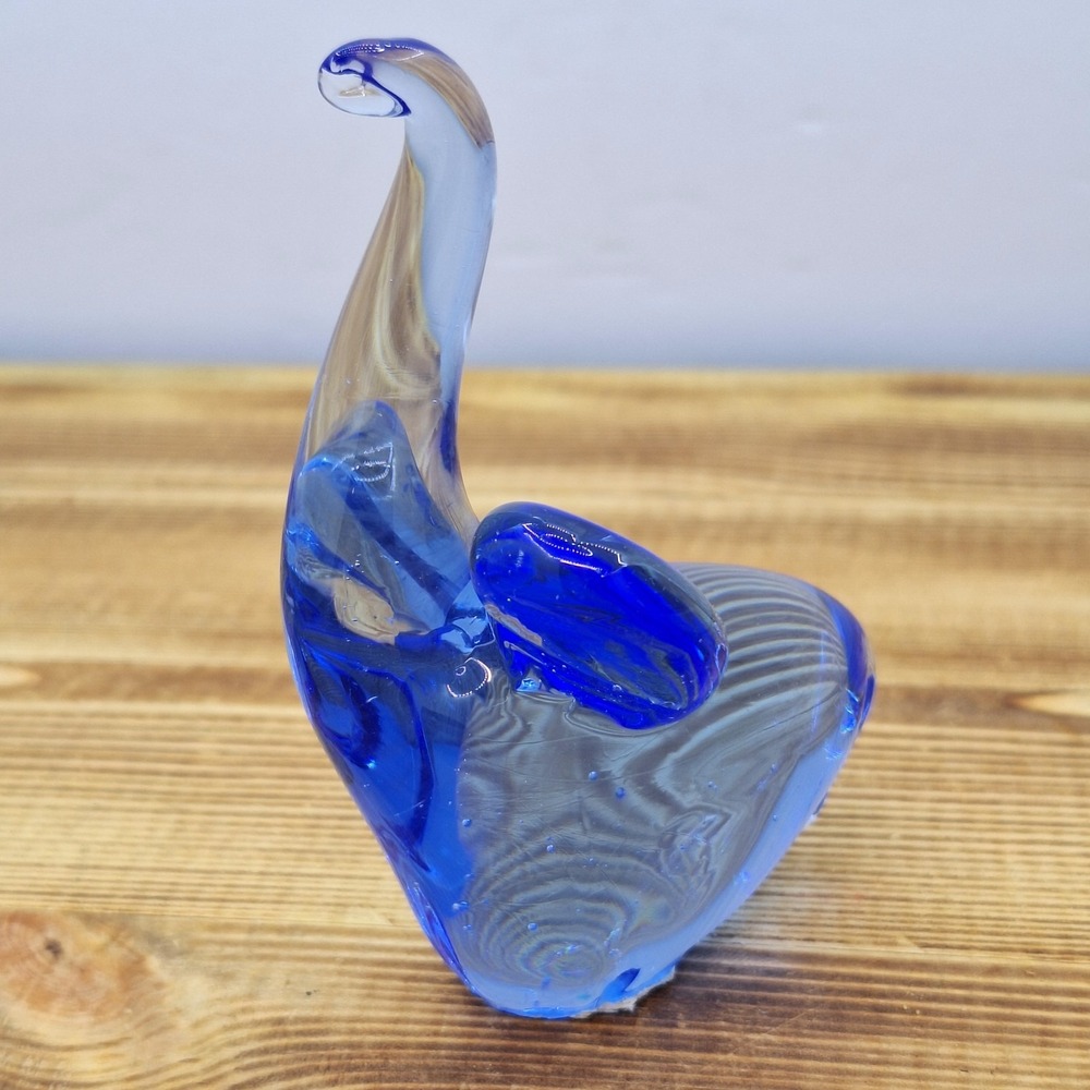 United States Commemorative Fine Arts Gallery Elephant Blue Art Glass  Figurines